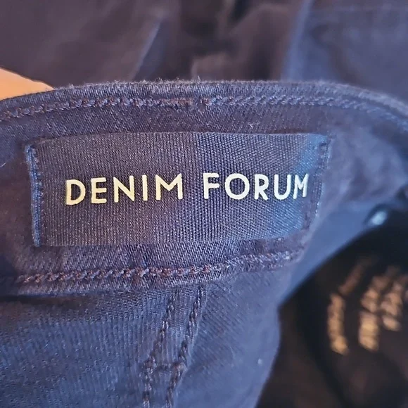 Aritzia Denim Forum Black Jeans - Picture 3 of 6